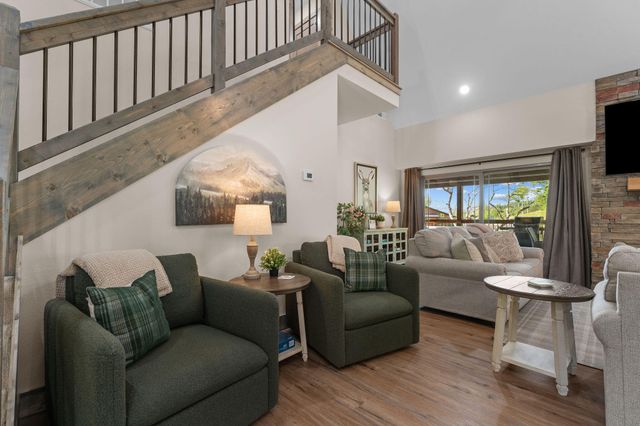 172 Ravine Roadway 30, Hollister, MO 65672