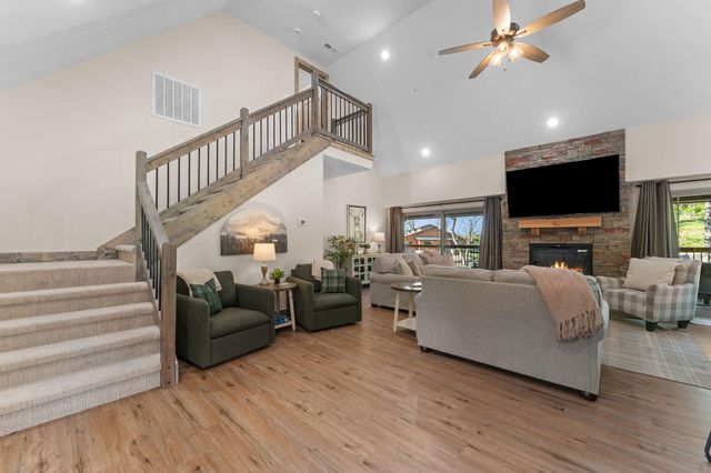 172 Ravine Roadway 30, Hollister, MO 65672