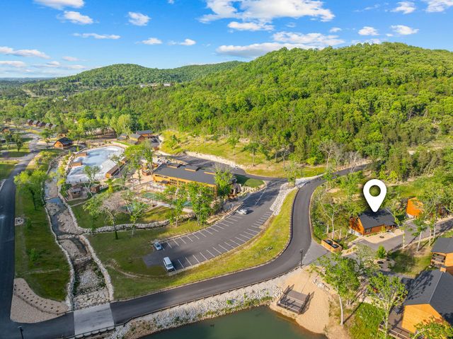 172 Ravine Roadway 30, Hollister, MO 65672