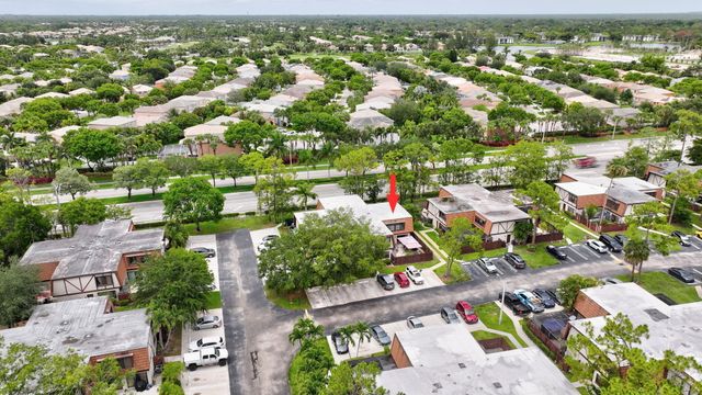 146 Weybridge Circle B, Royal Palm Beach, FL 33411