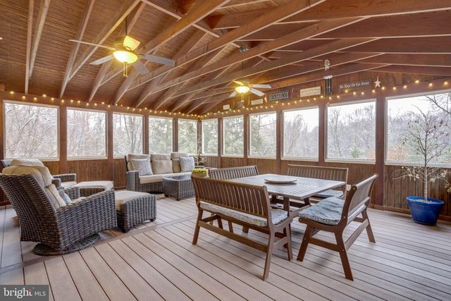 9200 WRIGHTS HOLLOW LN, Lorton, VA 22079