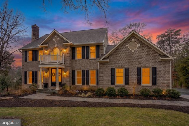 9200 WRIGHTS HOLLOW LN, Lorton, VA 22079