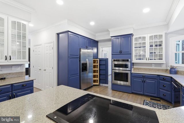 9200 WRIGHTS HOLLOW LN, Lorton, VA 22079