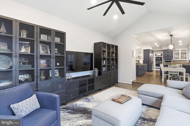 9200 WRIGHTS HOLLOW LN, Lorton, VA 22079