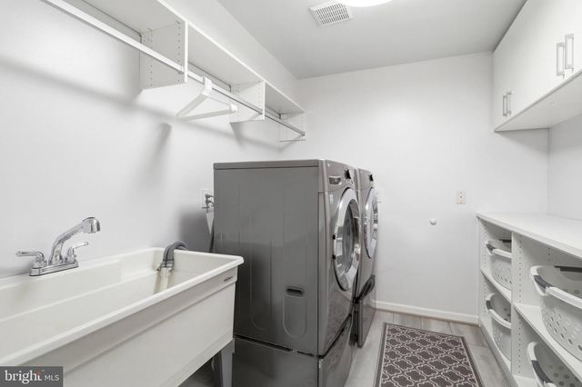 9200 WRIGHTS HOLLOW LN, Lorton, VA 22079