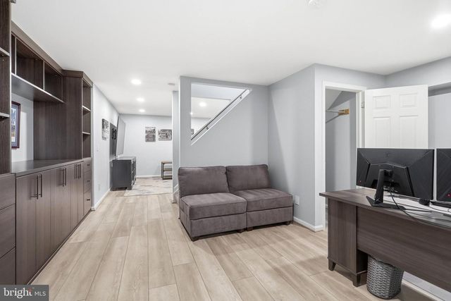 9200 WRIGHTS HOLLOW LN, Lorton, VA 22079