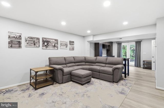 9200 WRIGHTS HOLLOW LN, Lorton, VA 22079