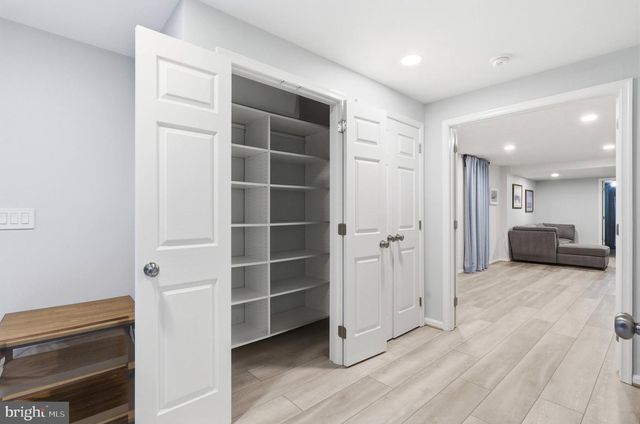 9200 WRIGHTS HOLLOW LN, Lorton, VA 22079