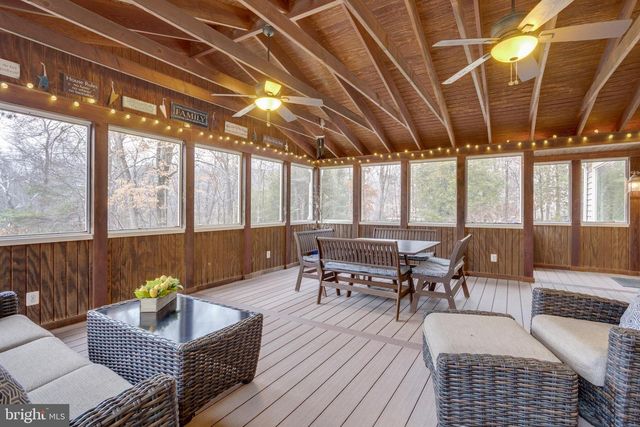 9200 WRIGHTS HOLLOW LN, Lorton, VA 22079