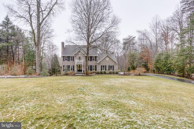 9200 WRIGHTS HOLLOW LN, Lorton, VA 22079