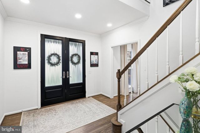 9200 WRIGHTS HOLLOW LN, Lorton, VA 22079