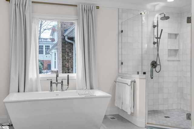 16 Sugarberry Drive, Greenville, SC 29615