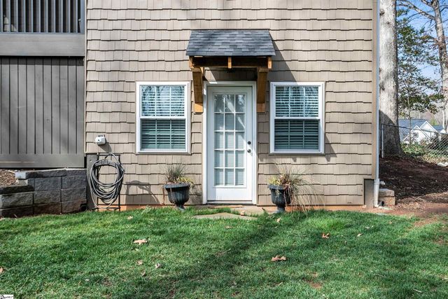 16 Sugarberry Drive, Greenville, SC 29615