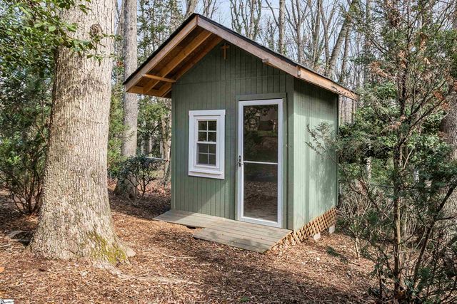 16 Sugarberry Drive, Greenville, SC 29615