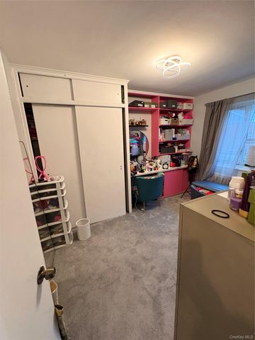 226-01 Hillside Avenue 52, Queens Village, NY 11427