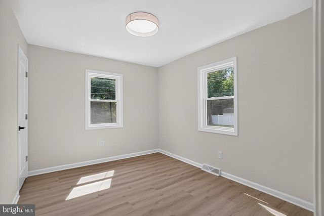56 YALE AVE, New Castle, DE 19720