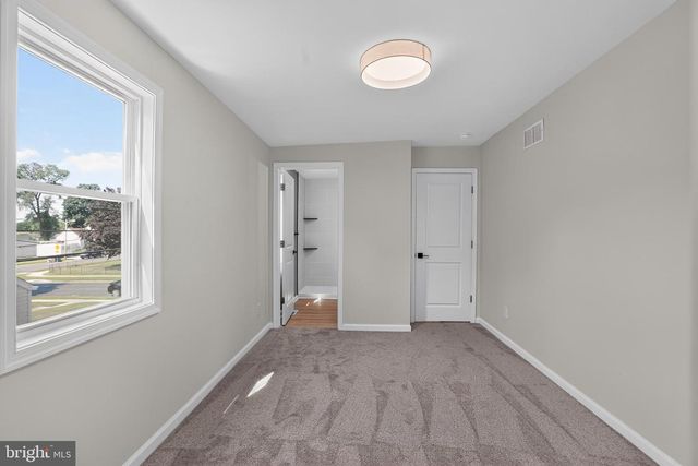 56 YALE AVE, New Castle, DE 19720