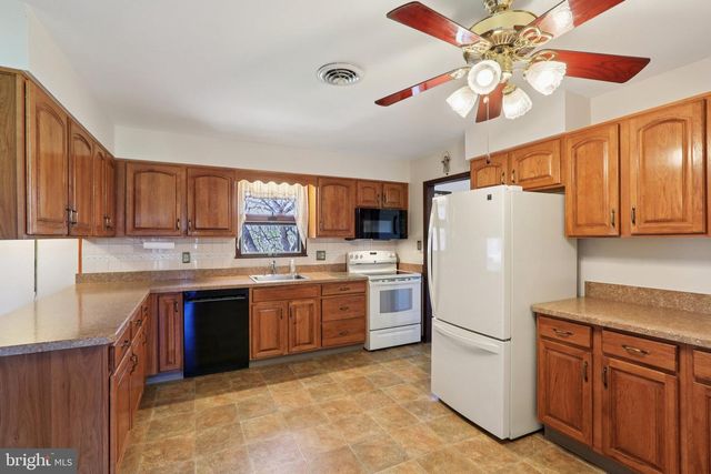 7210 OLD WASHINGTON RD, Woodbine, MD 21797