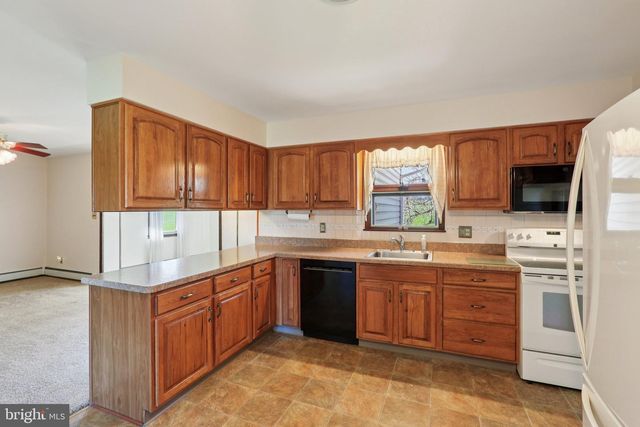 7210 OLD WASHINGTON RD, Woodbine, MD 21797