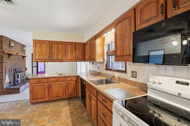 7210 OLD WASHINGTON RD, Woodbine, MD 21797