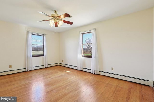 7210 OLD WASHINGTON RD, Woodbine, MD 21797