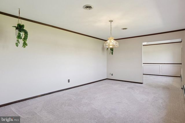 7210 OLD WASHINGTON RD, Woodbine, MD 21797