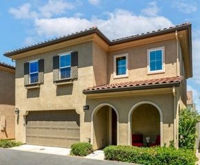 903 Red Currant Ter, Davis, CA 95616