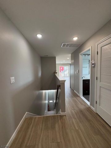 457 S 17Th St, Newark City, NJ 07103