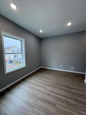 457 S 17Th St, Newark City, NJ 07103