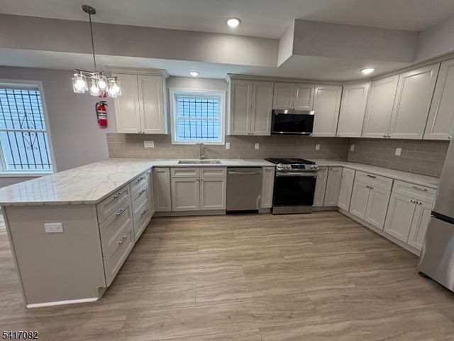 457 S 17Th St, Newark City, NJ 07103