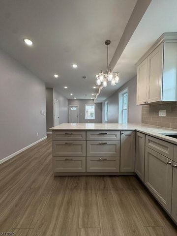 457 S 17Th St, Newark City, NJ 07103