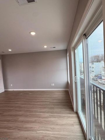 457 S 17Th St, Newark City, NJ 07103