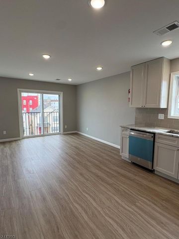 457 S 17Th St, Newark City, NJ 07103