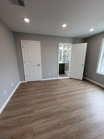 457 S 17Th St, Newark City, NJ 07103