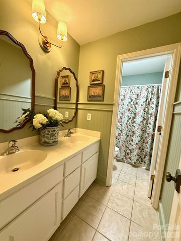 1049 Peachtree Lane, Fort Mill, SC 29715