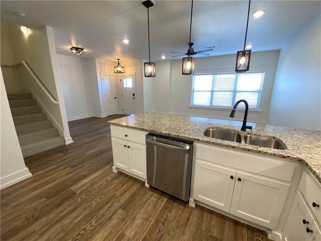 2618 N Ward Drive, Fayetteville, AR 72704