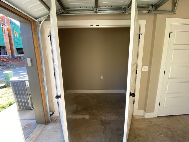 2618 N Ward Drive, Fayetteville, AR 72704
