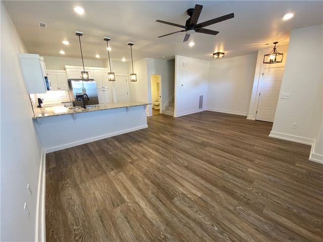 2618 N Ward Drive, Fayetteville, AR 72704