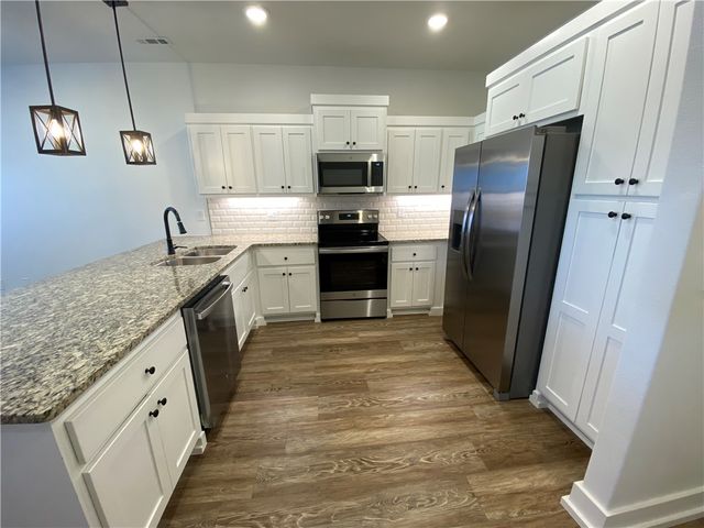 2618 N Ward Drive, Fayetteville, AR 72704