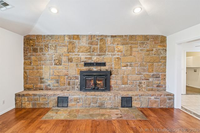 6777 S 4415 Road, Locust Grove, OK 74352