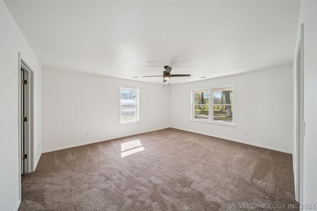 6777 S 4415 Road, Locust Grove, OK 74352