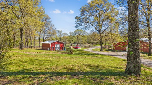 6777 S 4415 Road, Locust Grove, OK 74352