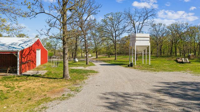 6777 S 4415 Road, Locust Grove, OK 74352