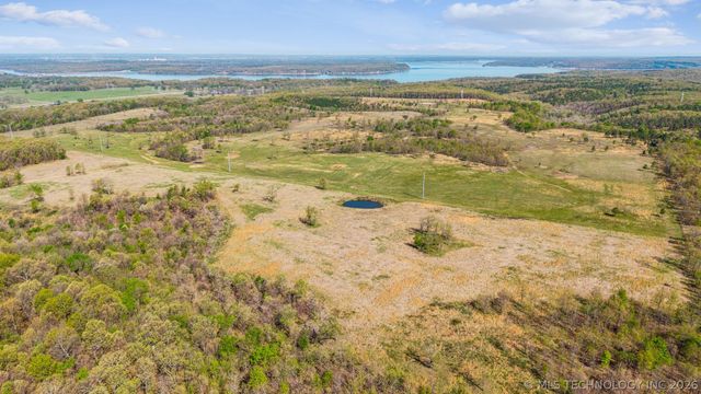 6777 S 4415 Road, Locust Grove, OK 74352
