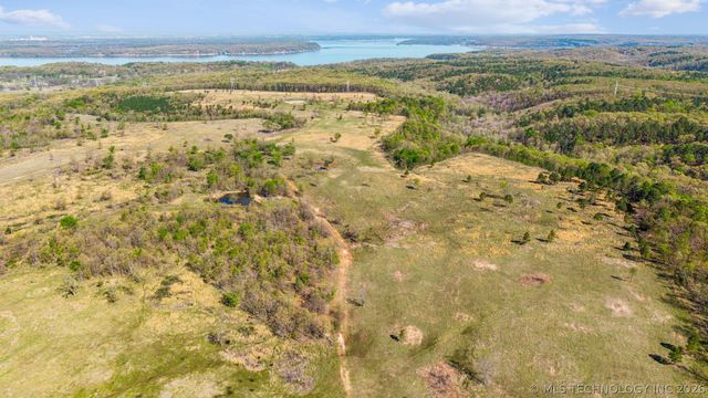 6777 S 4415 Road, Locust Grove, OK 74352