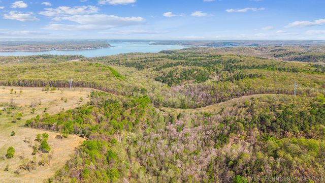 6777 S 4415 Road, Locust Grove, OK 74352