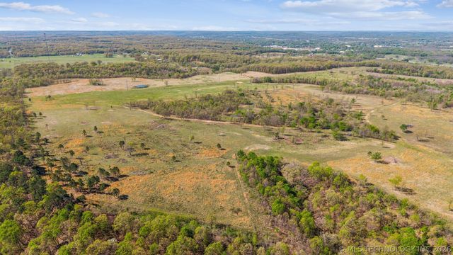 6777 S 4415 Road, Locust Grove, OK 74352