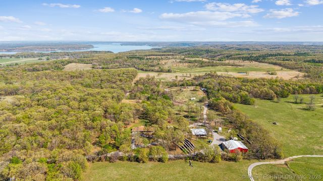 6777 S 4415 Road, Locust Grove, OK 74352