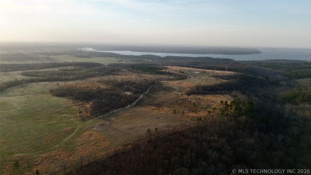 6777 S 4415 Road, Locust Grove, OK 74352
