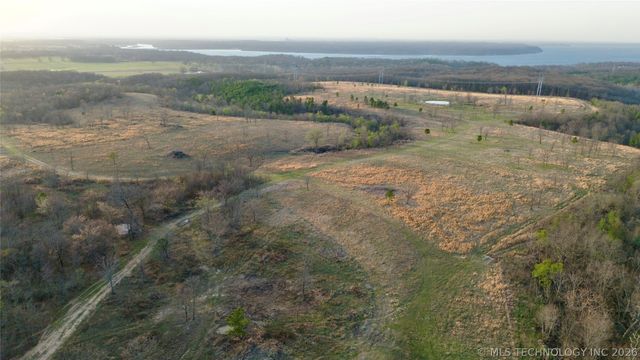 6777 S 4415 Road, Locust Grove, OK 74352